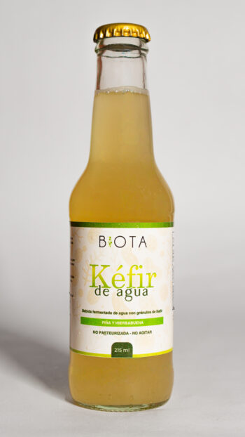 Kefir de agua Piña y Hierbabuena 218ML BIOTA